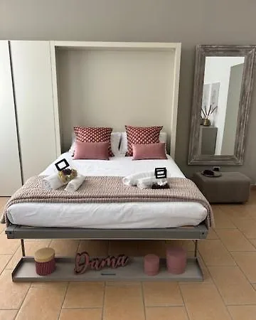 Apartment Dama In Center *