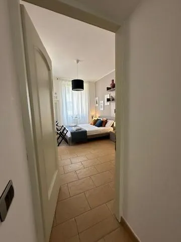 Dama In Center Apartmán